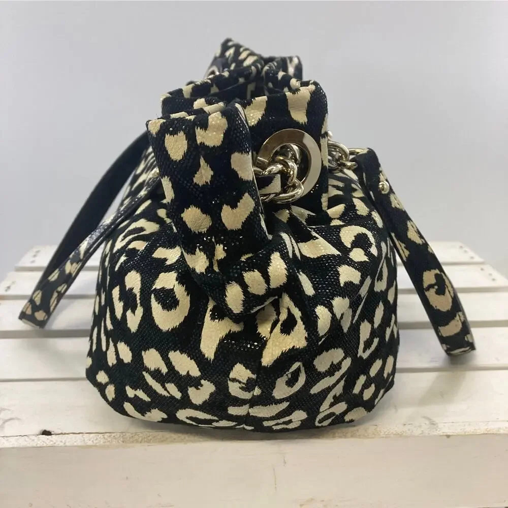 KATE SPADE BLACK AND CREAM ANIMAL PRINT SHOULDER BAG